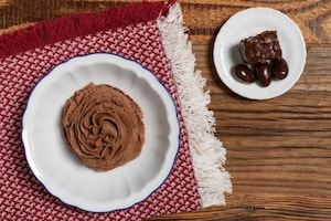 Preparazione Crema al mascarpone e cioccolato senza uova - Fase 3