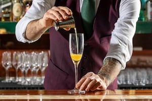 Preparazione Mimosa cocktail - Fase 1