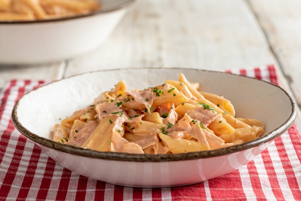 Penne al baffo ricetta