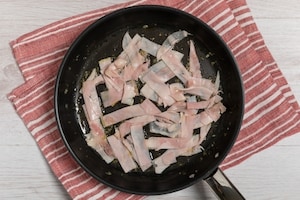 Preparazione Penne al baffo - Fase 1