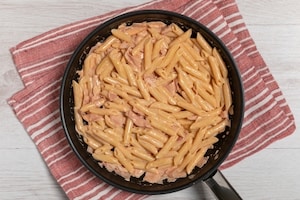 Preparazione Penne al baffo - Fase 2