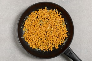 Preparazione Spaghetti al ragù di zucca - Fase 2