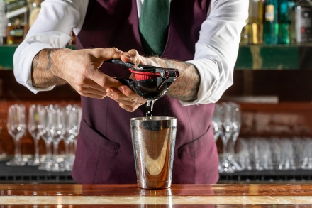 Preparazione Whisky Sour - Fase 1 Preparazione Whisky Sour - Fase 1