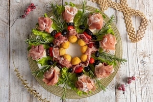 Preparazione Ghirlanda aperitivo di Natale - Fase 3