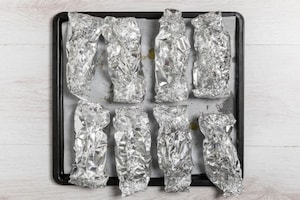 Preparazione Patate al cartoccio con uovo e prosciutto di San Daniele - Fase 1