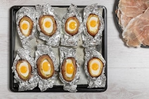 Preparazione Patate al cartoccio con uovo e prosciutto di San Daniele - Fase 2