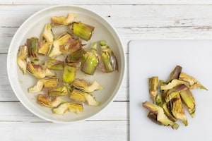 Preparazione Carciofi e patate al forno - Fase 1