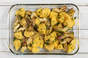 Preparazione Carciofi e patate al forno - Fase 3