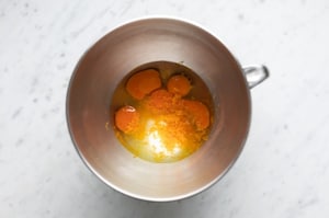 Preparazione Torta all'arancia e gocce di cioccolato - Fase 1