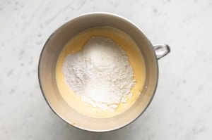 Preparazione Torta all'arancia e gocce di cioccolato - Fase 2