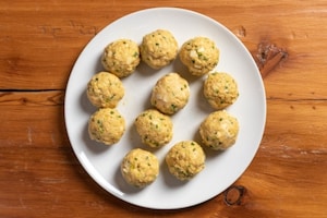 Preparazione Canederli al Puzzone di Moena - Fase 3