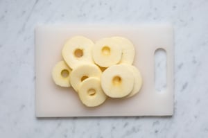 Preparazione Frittelle di mele al forno - Fase 3