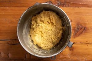 Preparazione Gnocchi di polenta con salsiccia - Fase 1