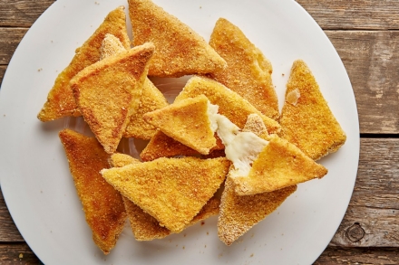 Preparazione Mozzarella in carrozza al forno - Fase 3 Preparazione Mozzarella in carrozza al forno - Fase 3