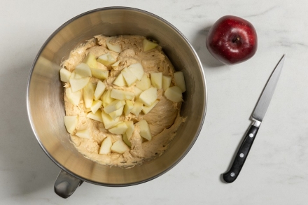 Preparazione Torta alle mele e caffè - Fase 4 Preparazione Torta alle mele e caffè - Fase 4