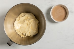 Preparazione Torta alle mele e caffè - Fase 3