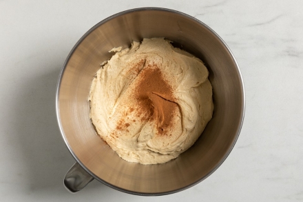 Preparazione Torta alle mele e caffè - Fase 3 Preparazione Torta alle mele e caffè - Fase 3