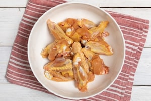 Preparazione Alette di pollo fritte - Fase 1