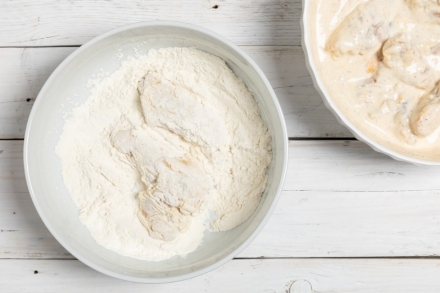 Preparazione Alette di pollo fritte - Fase 3 Preparazione Alette di pollo fritte - Fase 3