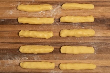 Preparazione Biscotti da inzuppo - Fase 3 Preparazione Biscotti da inzuppo - Fase 3