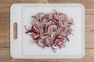 Preparazione Cipolle rosse caramellate - Fase 1
