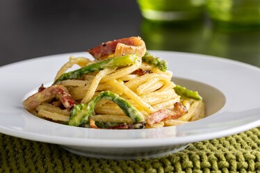 Pasta asparagi e pancetta