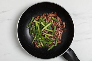 Preparazione Pasta asparagi e pancetta - Fase 3