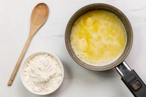 Preparazione Bignè alla crema Chantilly - Fase 1