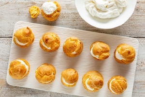 Preparazione Bignè alla crema Chantilly - Fase 5