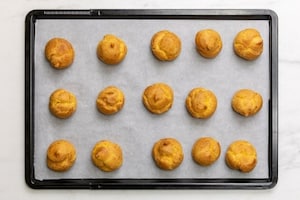 Preparazione Bignè alla crema Chantilly - Fase 4