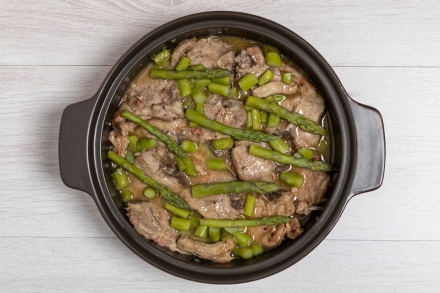 Preparazione Costolette di agnello in padella con asparagi - Fase 4 Preparazione Costolette di agnello in padella con asparagi - Fase 4