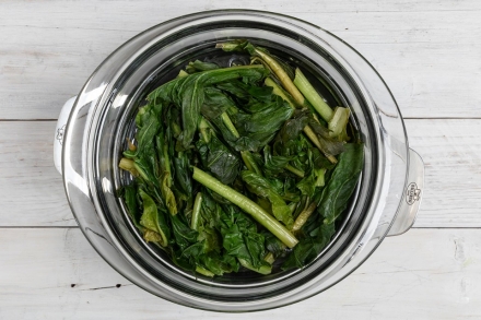 Preparazione Insalata di catalogna - Fase 1 Preparazione Insalata di catalogna - Fase 1