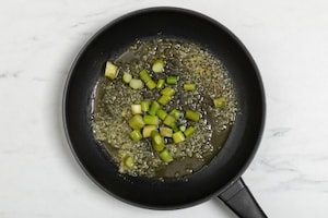 Preparazione Pasta asparagi e gamberetti - Fase 2