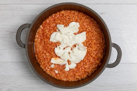 Preparazione Risotto alla pizzaiola - Fase 2 Preparazione Risotto alla pizzaiola - Fase 2