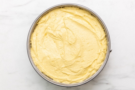 Preparazione Sponge cake con fragole fresche e panna - Fase 2 Preparazione Sponge cake con fragole fresche e panna - Fase 2