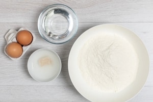 Preparazione Frittelle di fiori di zucca - Fase 2