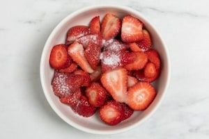 Preparazione Panna e fragole - Fase 1