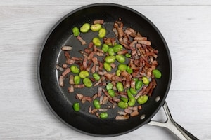 Preparazione Pasta fave e pancetta - Fase 3