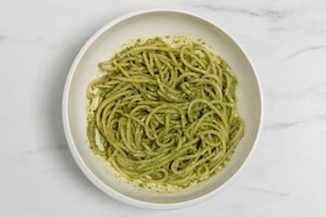 Preparazione Pasta con pesto di rucola e bresaola - Fase 2