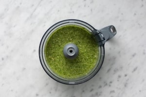Preparazione Pesto di lattuga - Fase 3