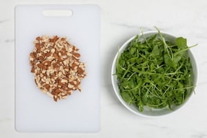 Preparazione Pesto di mandorle e rucola - Fase 1