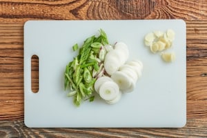 Preparazione Pollo al curry facile - Fase 1