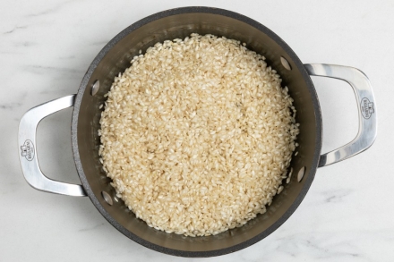 Preparazione Risotto con i piselli - Fase 2 Preparazione Risotto con i piselli - Fase 2