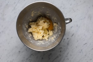 Preparazione Sbriciolata fragole e mascarpone - Fase 1