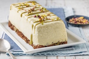 Preparazione Semifreddo al pistacchio - Fase 6
