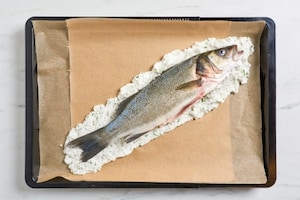 Preparazione Spigola al sale - Fase 4