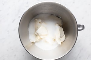 Preparazione Torta fredda alle fragole - Fase 4