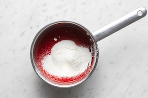 Preparazione Torta fredda alle fragole - Fase 3