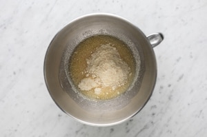 Preparazione Crostata morbida salata (ricetta base) - Fase 1