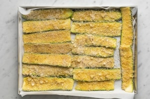 Preparazione Involtini di zucchine al forno - Fase 2